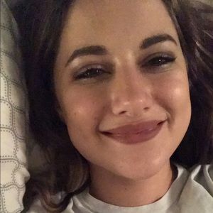 Meet your Posher, Ccaitlin